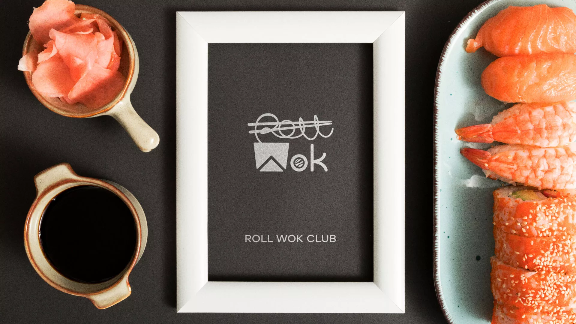 Разработка логотипа суши-бара «Roll Wok Club» в Минусинсе