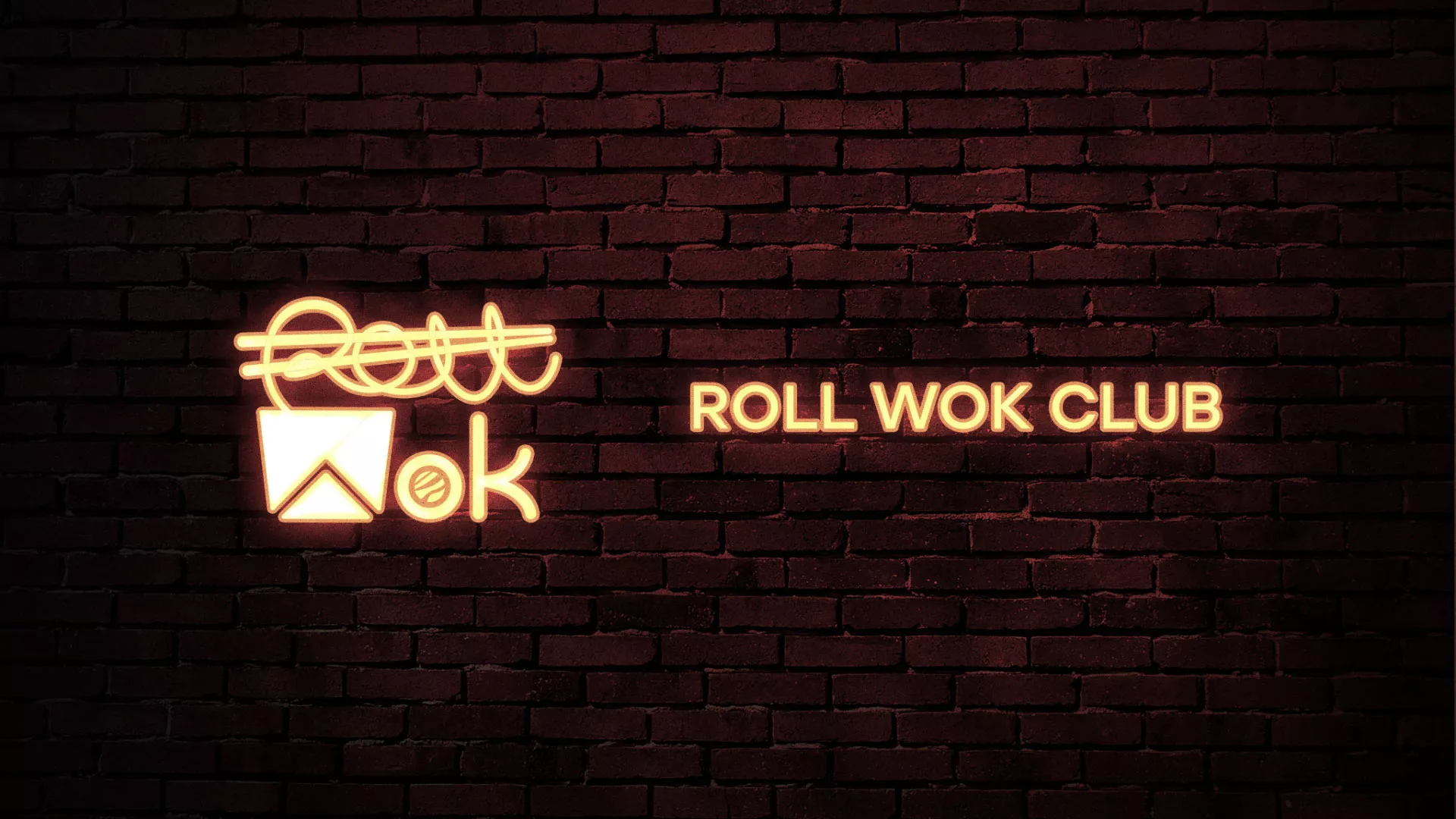 Разработка логотипа суши-бара «Roll Wok Club» в Минусинсе